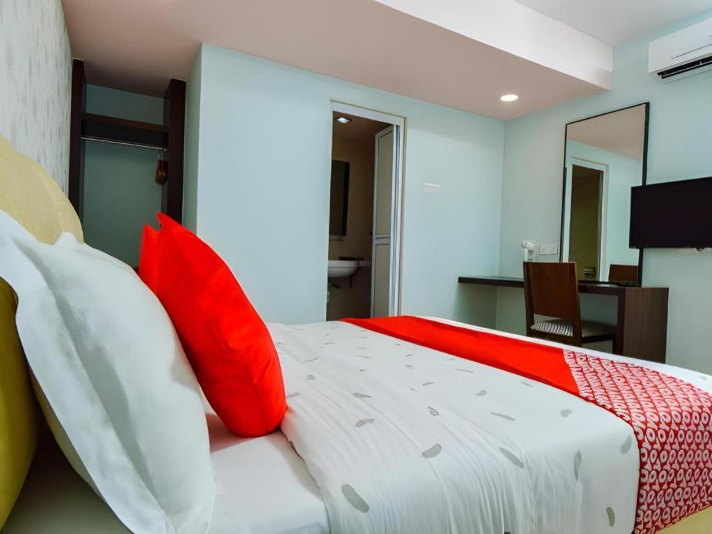Grand Ct Hotel Malacca Exterior foto
